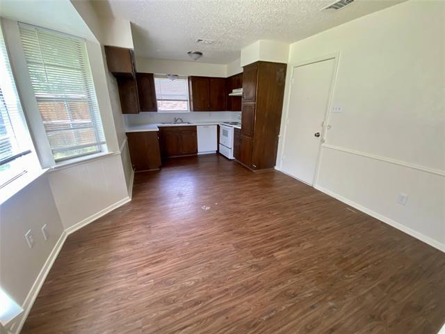 Photo - 7513 Meadowbrook Dr