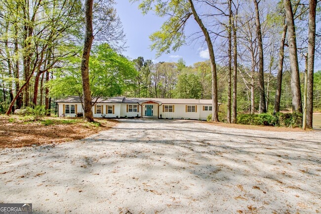 140 Mary Freeman Rd