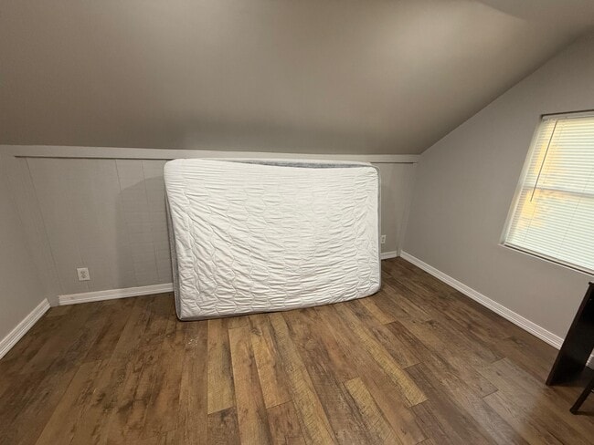 Building Photo - 311 Fountain St Unit 311.5 Fountain Street Laf Rental