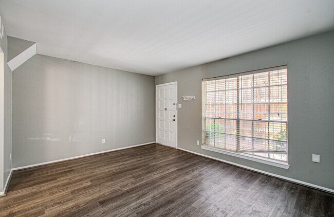 Photo - 1713 Huldy St Unit 3