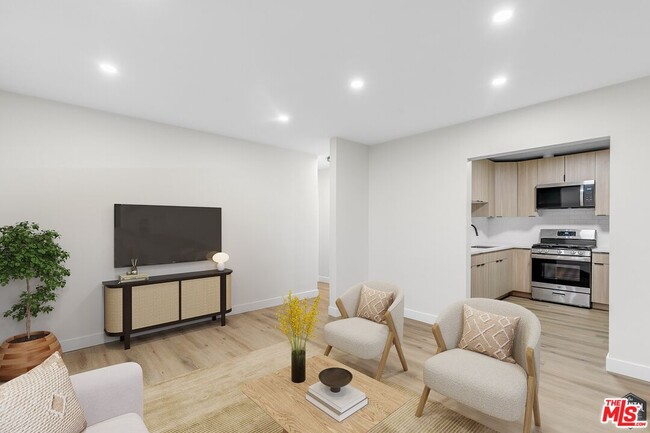 Photo - 1333 Barry Ave Apartment Unit 3