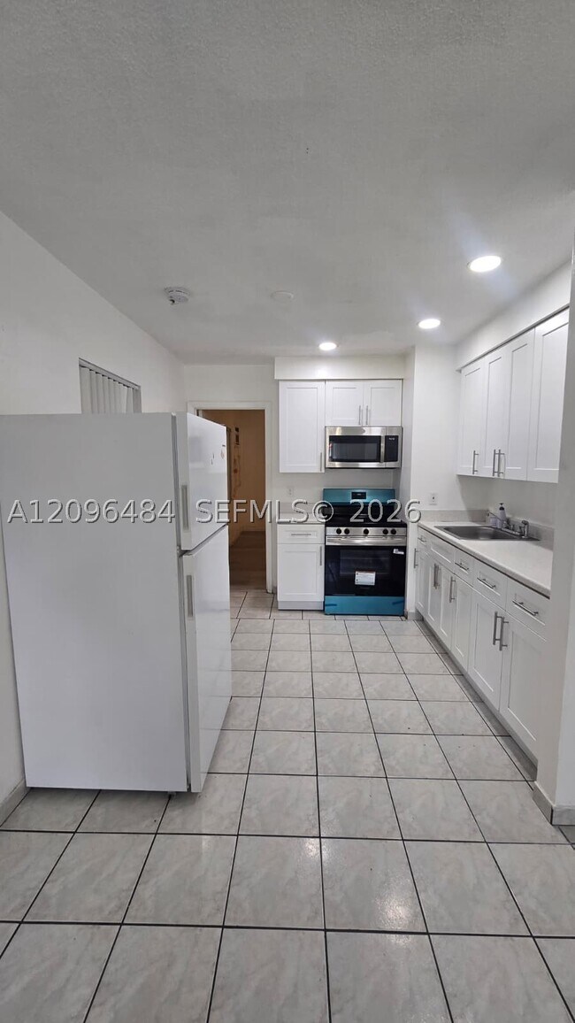 1118 NE 2nd St Unidad 1