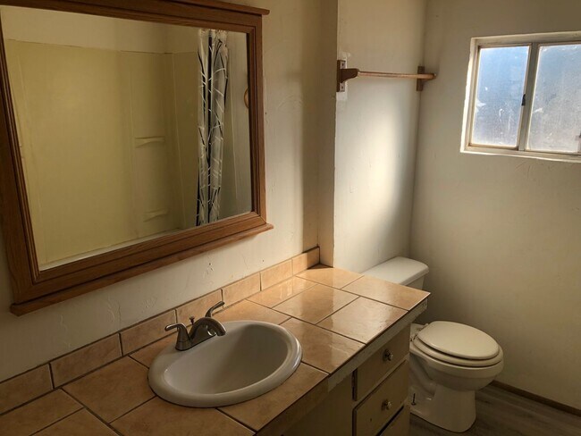 5215 Central Ave Unit B