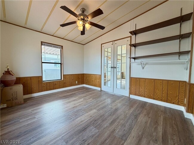 230 Shoshone Ln
