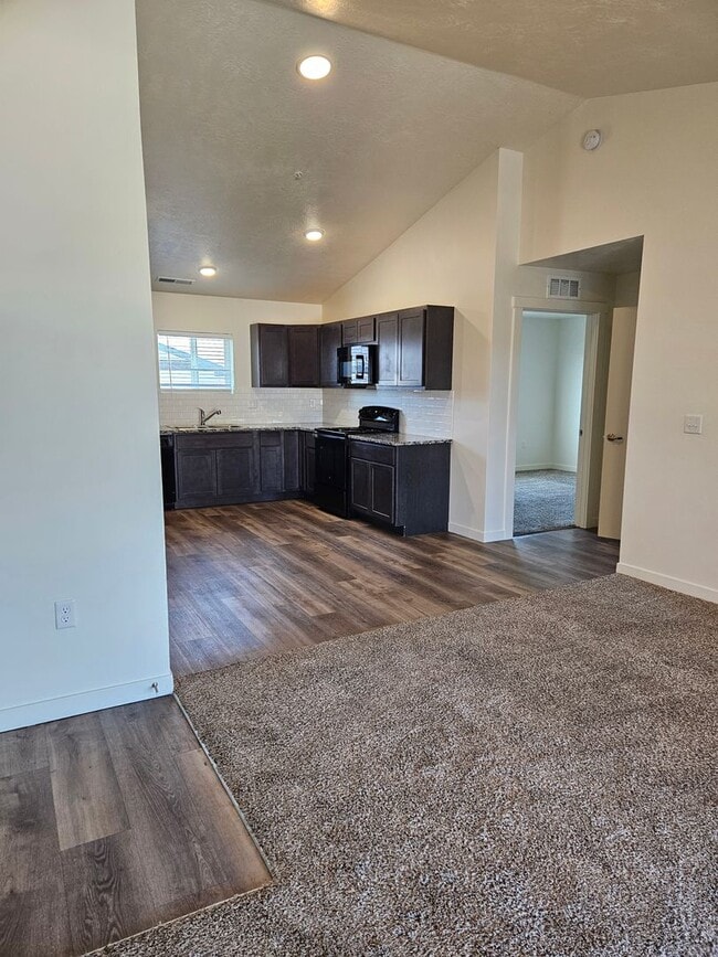 Photo - 2707 Blackfoot Ln Unit 201