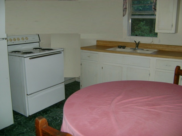 Photo - 1935 Cotten Rd