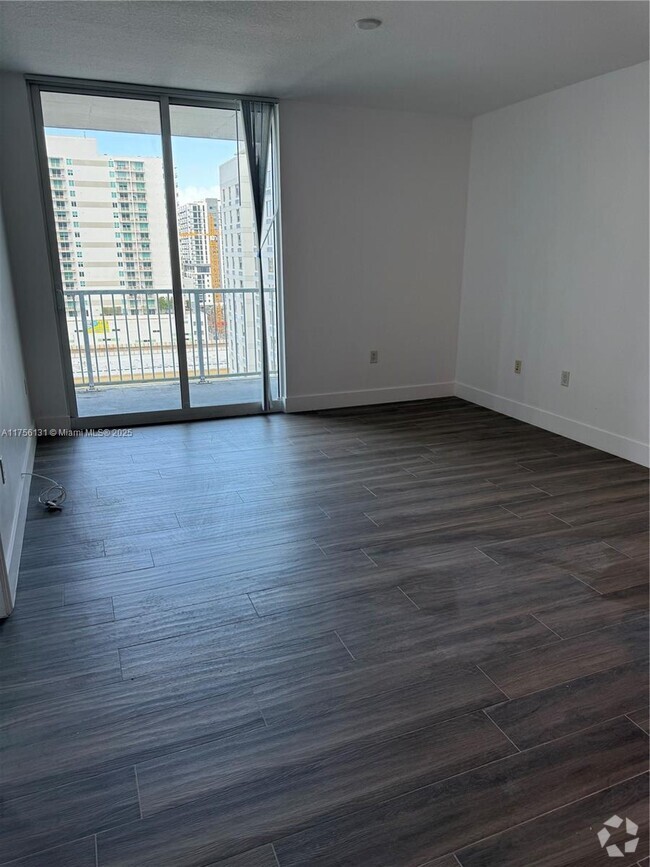 Building Photo - 1250 S Miami Ave Unit 1107 Rental