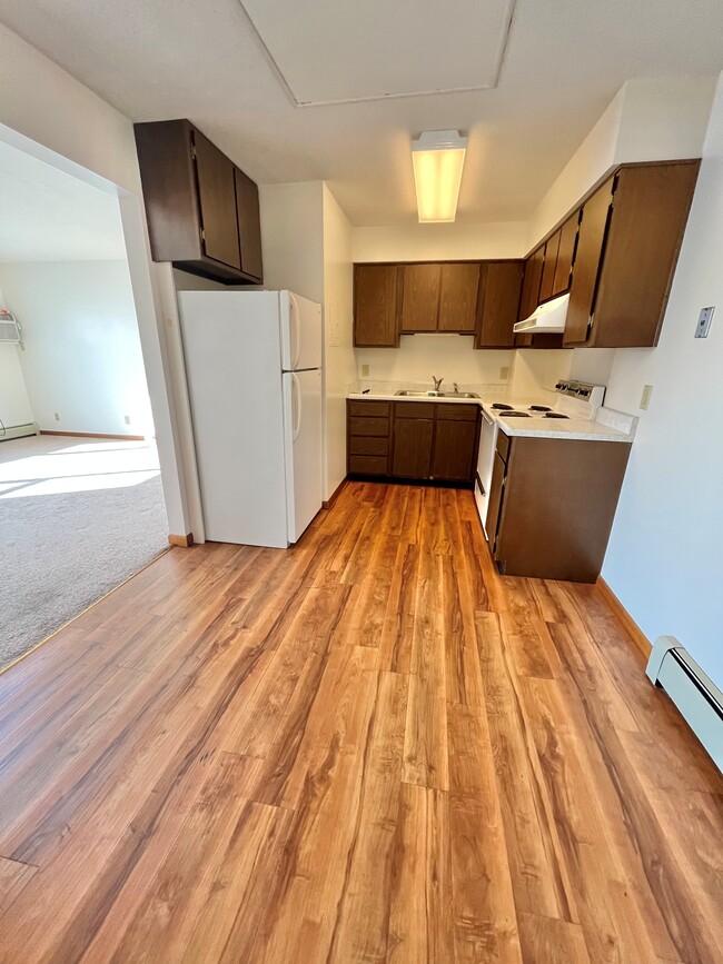 Building Photo - 3505 S. Hawthorne Apartments