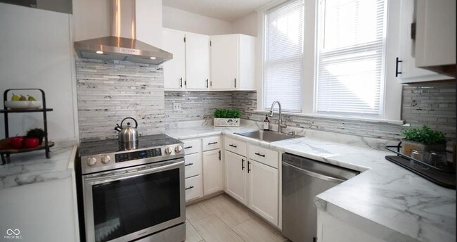 Photo - 526 N Emerson Ave