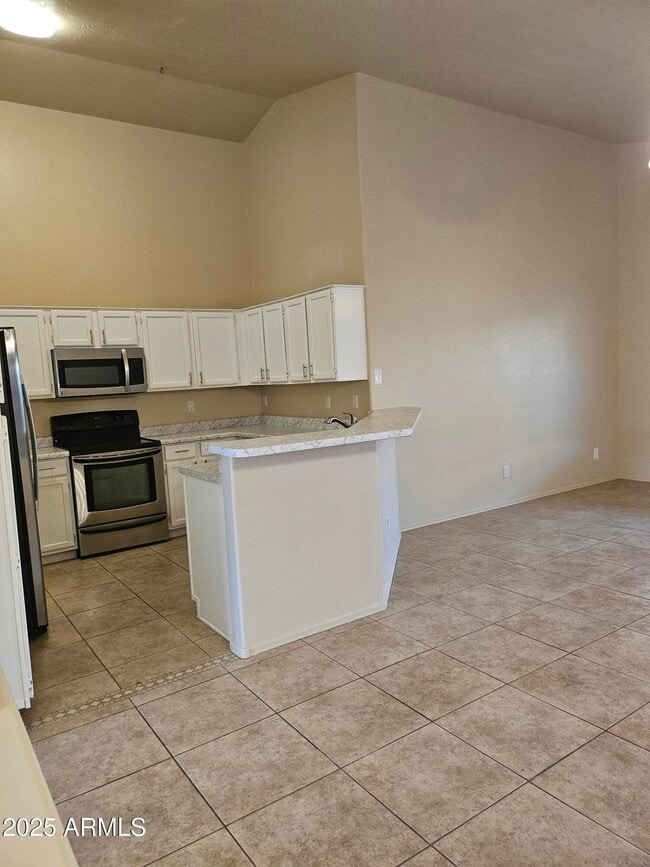 Photo - 10043 E Gray Rd