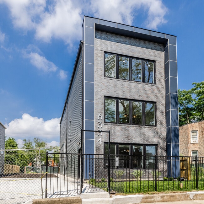 Building Photo - 6334 S Langley Ave Unit 3