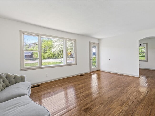 Photo - 4120 Foley Dr