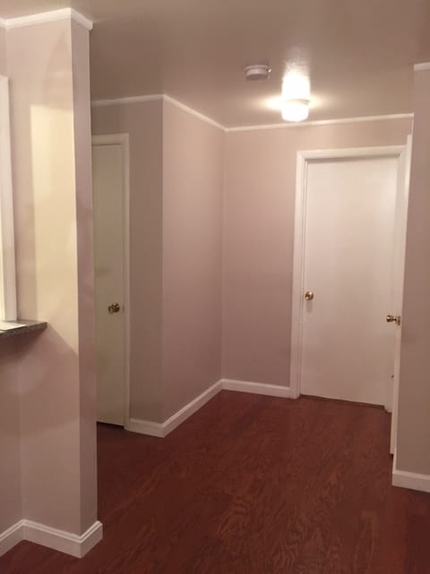 Hallway - 35 Berlin St Unit 202