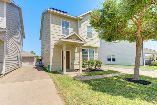 Photo - 16726 Mammoth Springs Dr