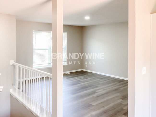 Photo - 18619 Woodruff St