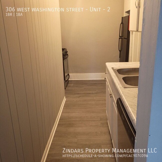 Photo - 306 W Washington St Unit 2