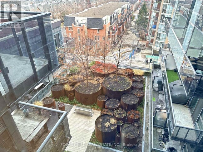 Photo - 1030 King St W Unité 608