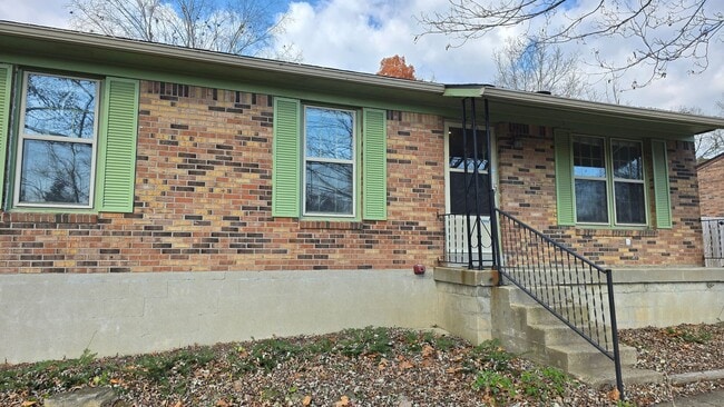 Photo - Charming 3-Bedroom Home With Modern Upgrades & a Huge Backyard