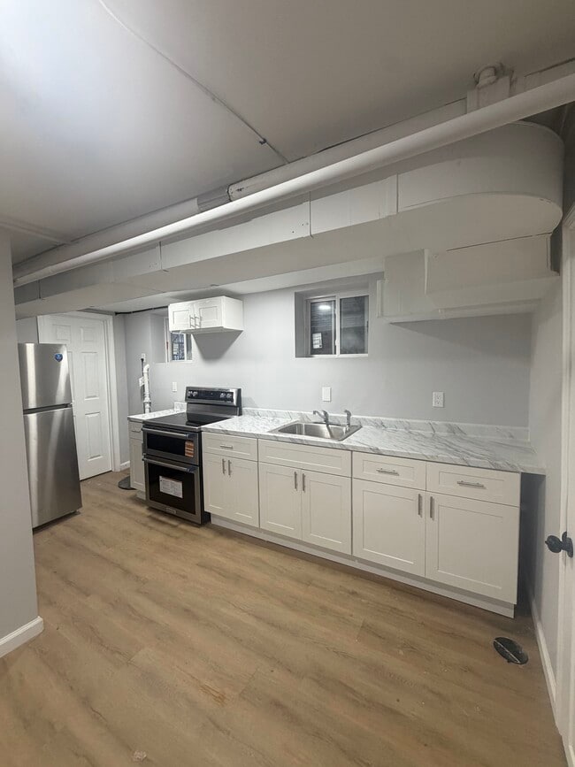 Photo - 175 Laurel Ave Unit #3