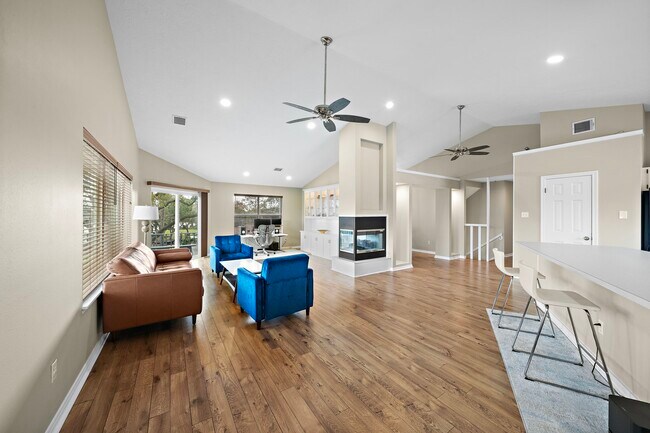 Photo - 2523 Baycrest Dr