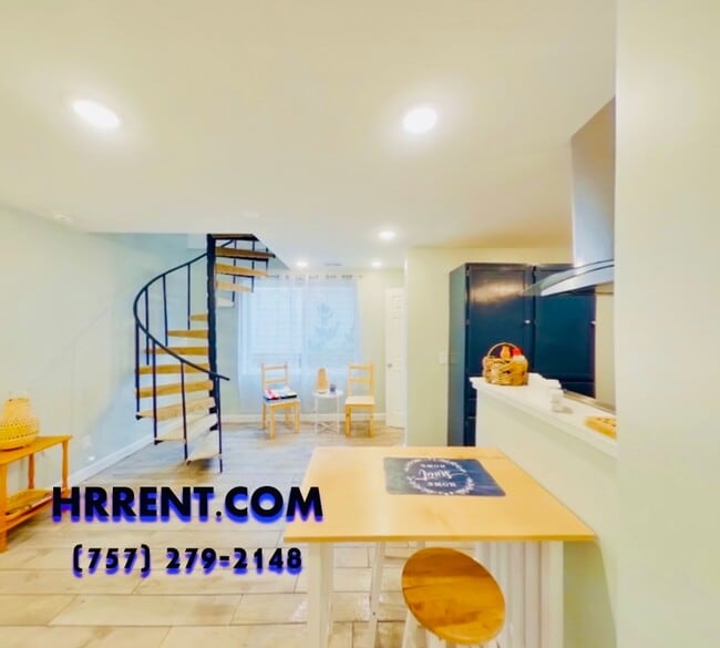 Building Photo - Ocean View Unit B