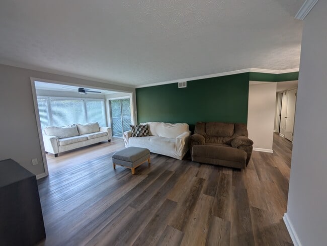 Building Photo - 1302 Natchez Trce Unit 1302