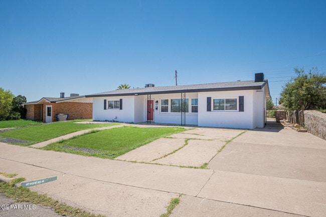 Building Photo - 204 Balboa Rd