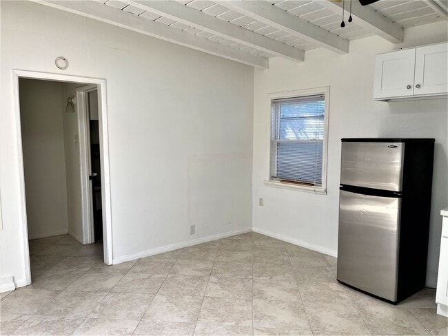 Photo - 156 W Marquita Unit C