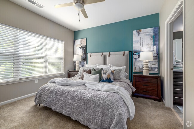 1BR, 1BA - The Barnwell - Bedroom