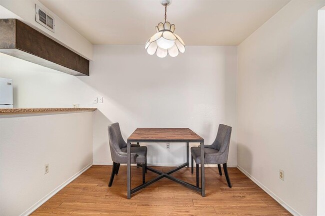 Photo - 8201 Richmond Ave. Unit 11