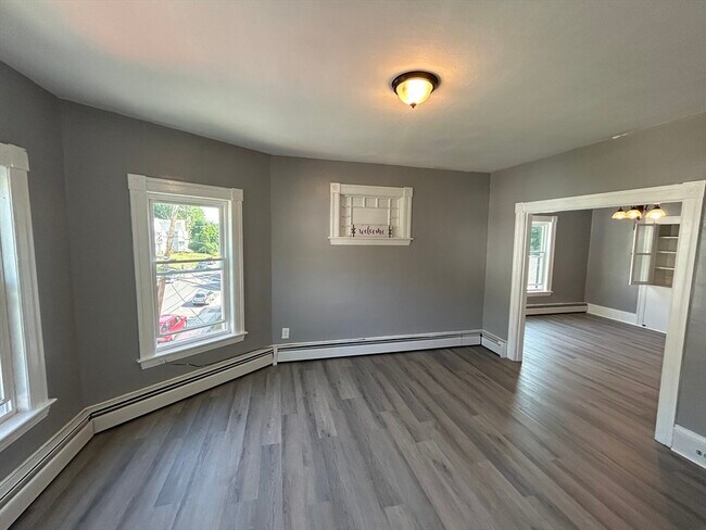 Photo - 77 Coombs St Unit 3