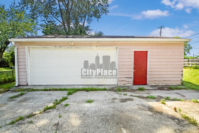 Photo - 1822 S Chester Ave