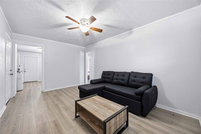Building Photo - 6734 Burkett St. Unit 4