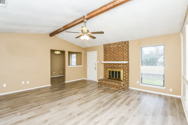 Photo - 2854 Southpark Ln