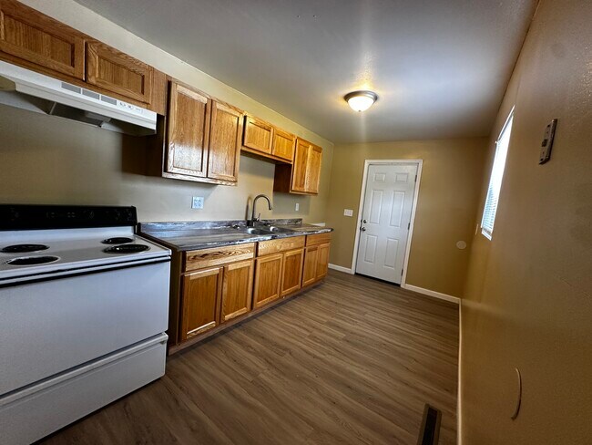 Photo - 2993 Southfield Dr