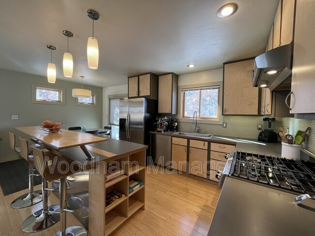 Photo - 321 N 22nd Ave