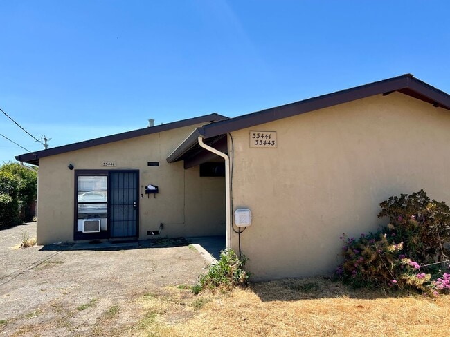 Building Photo - 33441-33443 4th St, Union City, CA 94587 Unit 33441 Rental