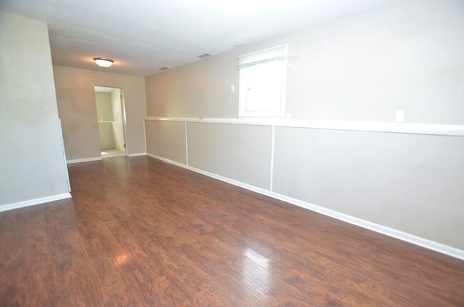 Photo - Cute Move-in Ready Duplex!