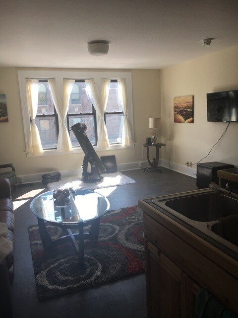 Photo - 92 W Union St Unit C