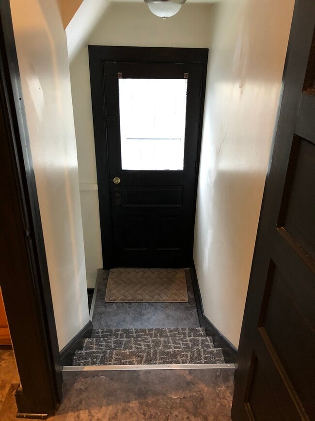 Puerta trasera - 810 Swift Ave Unidad 810