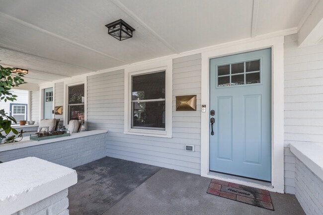 Photo - 3847 N Park Ave