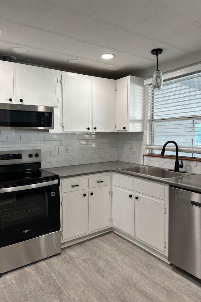 Photo - 8430 NW 39th Cir