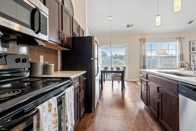 Photo - Union Square Apartment Homes