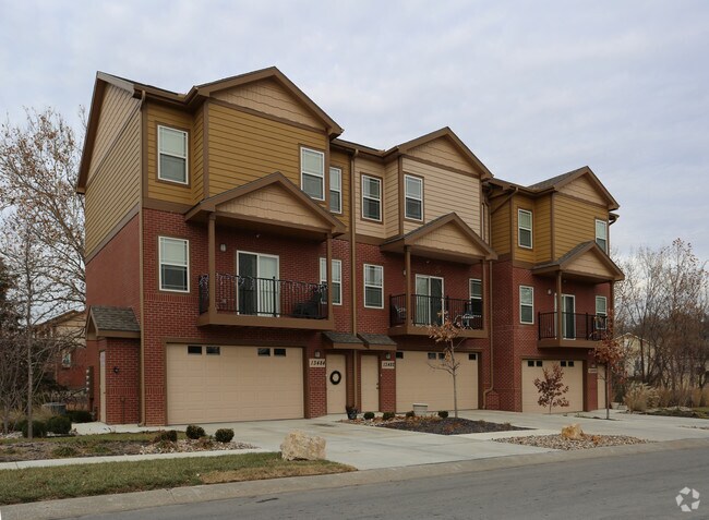 Photo - Westchester Townhomes Apartments