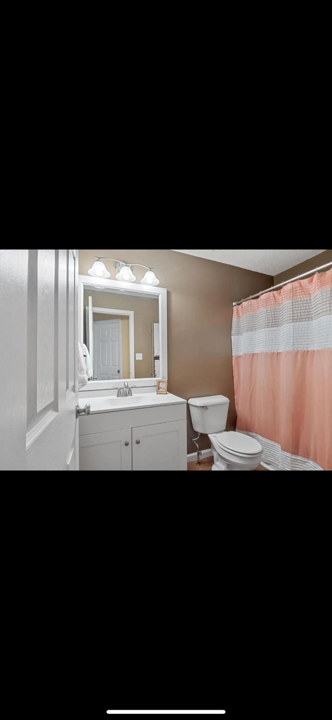 Photo - 11 Deer Grove Dr