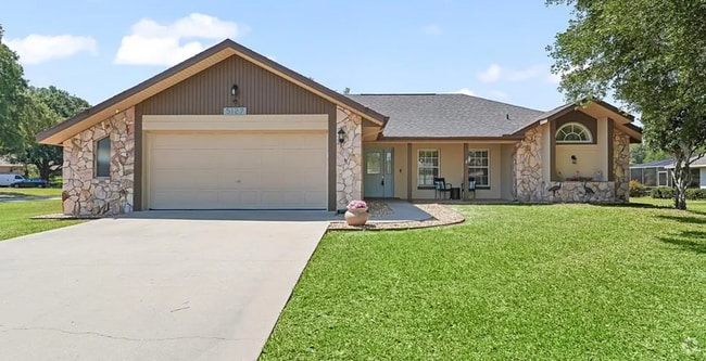 Building Photo - 5127 County Road 125 Rental