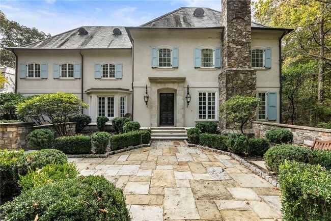 Building Photo - 2485 W Wesley Rd NW