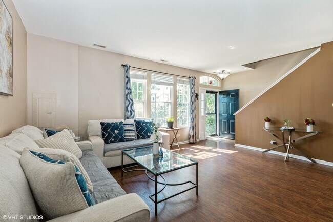 Photo - 1808 Powers Rd