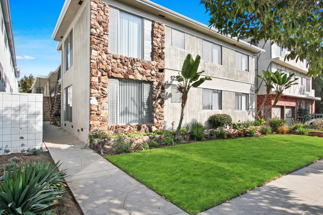 1231 12th St. in Santa Monica. Steps to W... - 1231 12th St. in Santa Monica.  Steps to W... Apartments