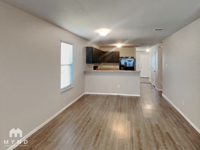 Photo - 9527 Apple Ridge Ln
